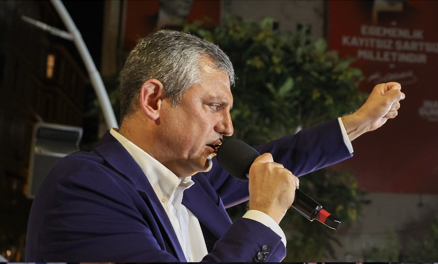 Turkey’s crackdown on the CHP at the dawn of the “Peace Process”