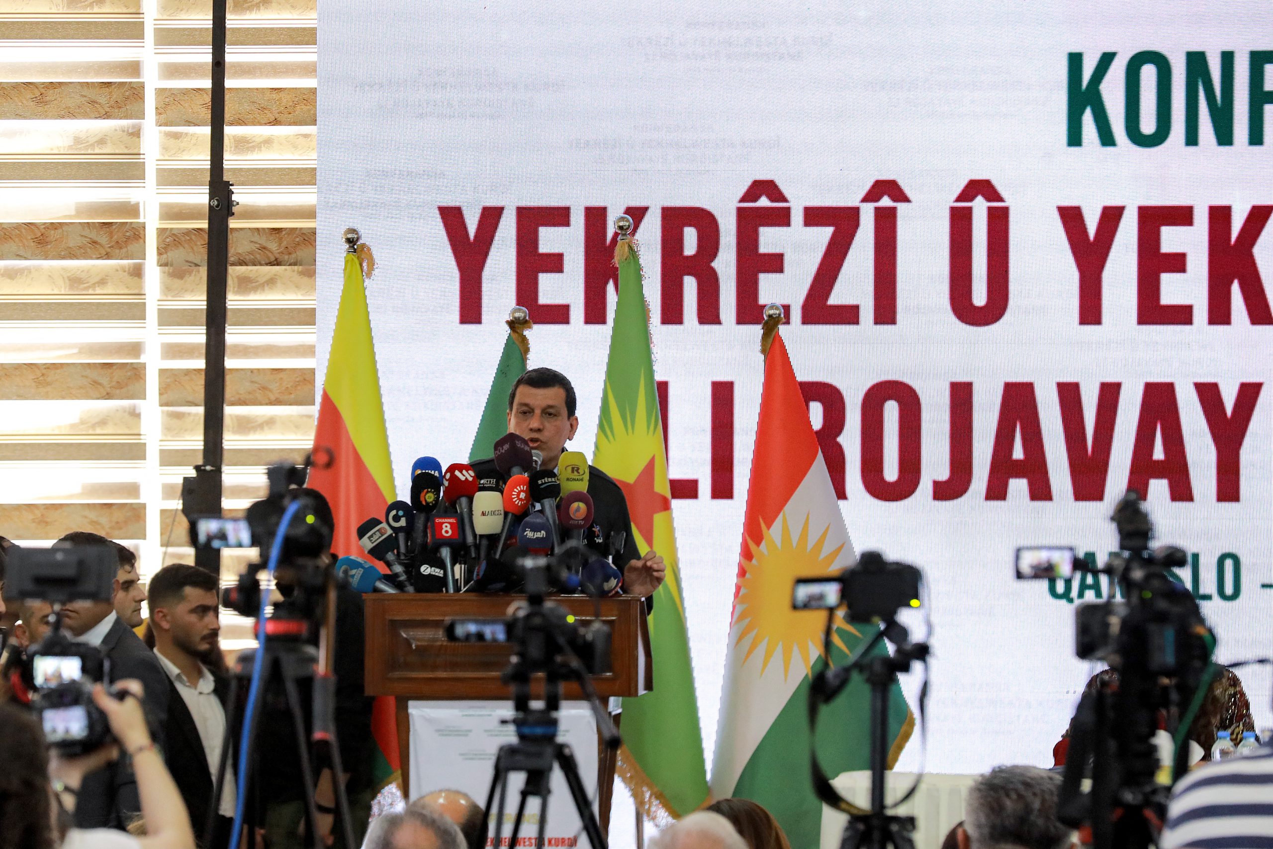 Kurds Seek Power-Sharing Arrangement in Damascus Following U.S. Abandonment